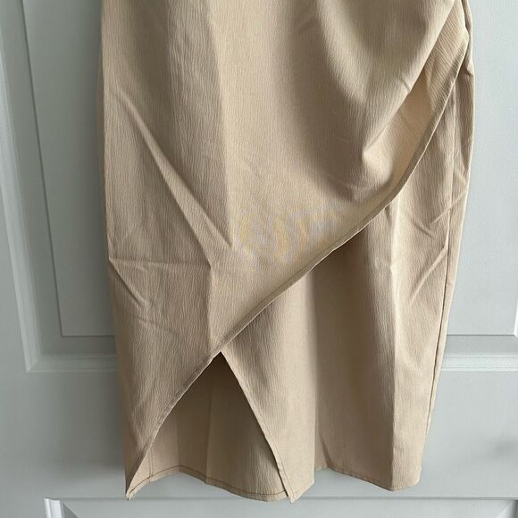 SHEIN Midi Dress - Picture 4 of 8